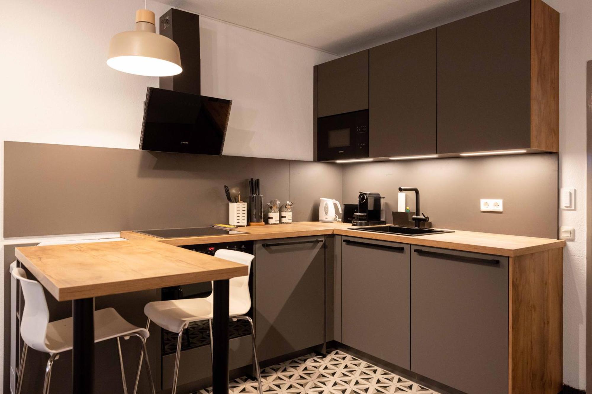 Zentrale Ruhige Wohnung Mit Parkplatz Paderborn Exterior photo